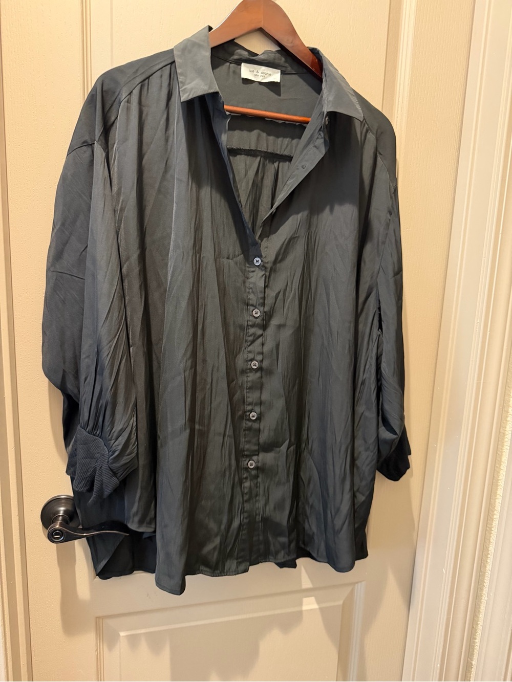 Lola & Sophie Dark Slate Button-Front Women's Blouse